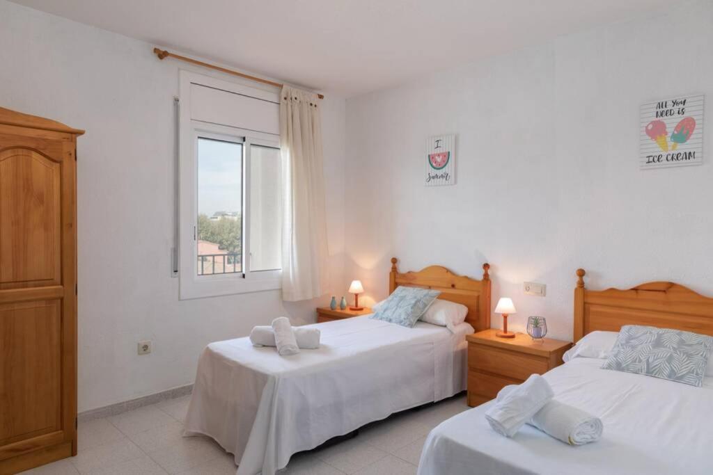 Flateli Empuriabrava Apartment Exterior foto