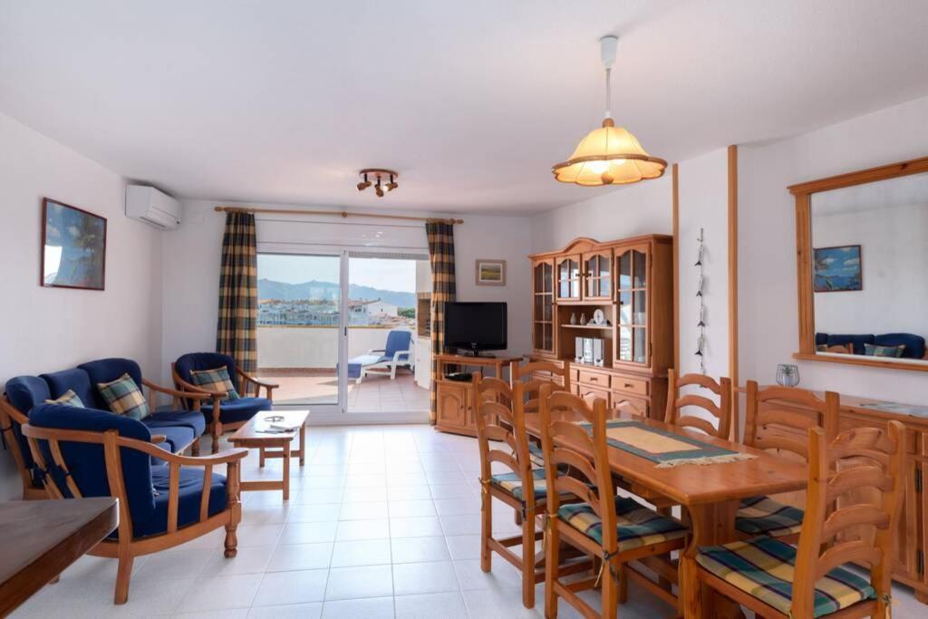 Flateli Empuriabrava Apartment Exterior foto